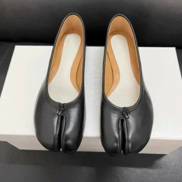 Maison Margiela Tabi Ballet Flats Black Size 38 US8 w/ Elastic Band Japan - Picture 1 of 6
